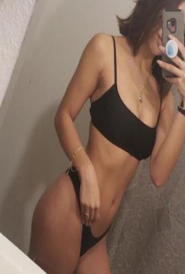 Fløyelsnære Amalie Escort Sørumsand