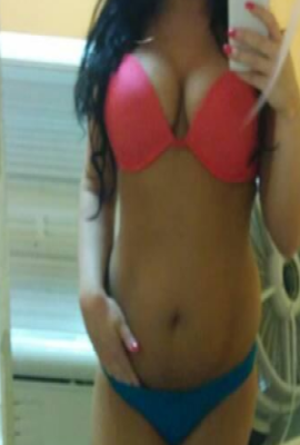 Henriette84 Escort Arendal